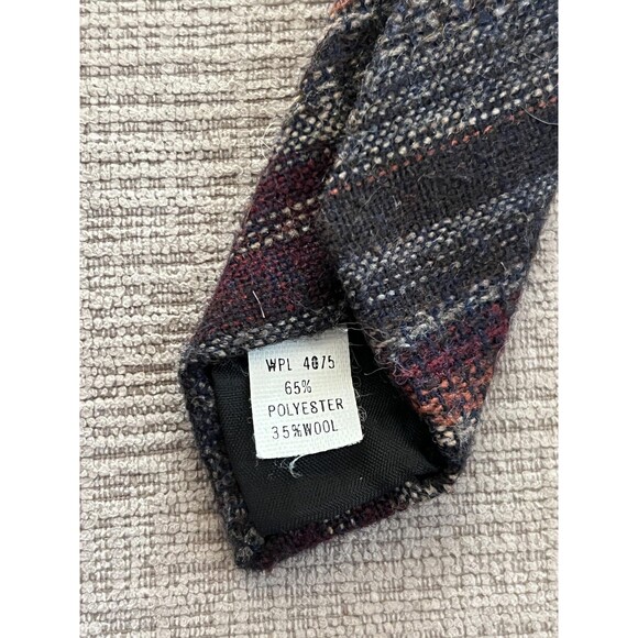 Vintage Necktie Mens Classic Stripe Wool Blend Made USA 57in Wide Gray Burgundy - Picture 3 of 5